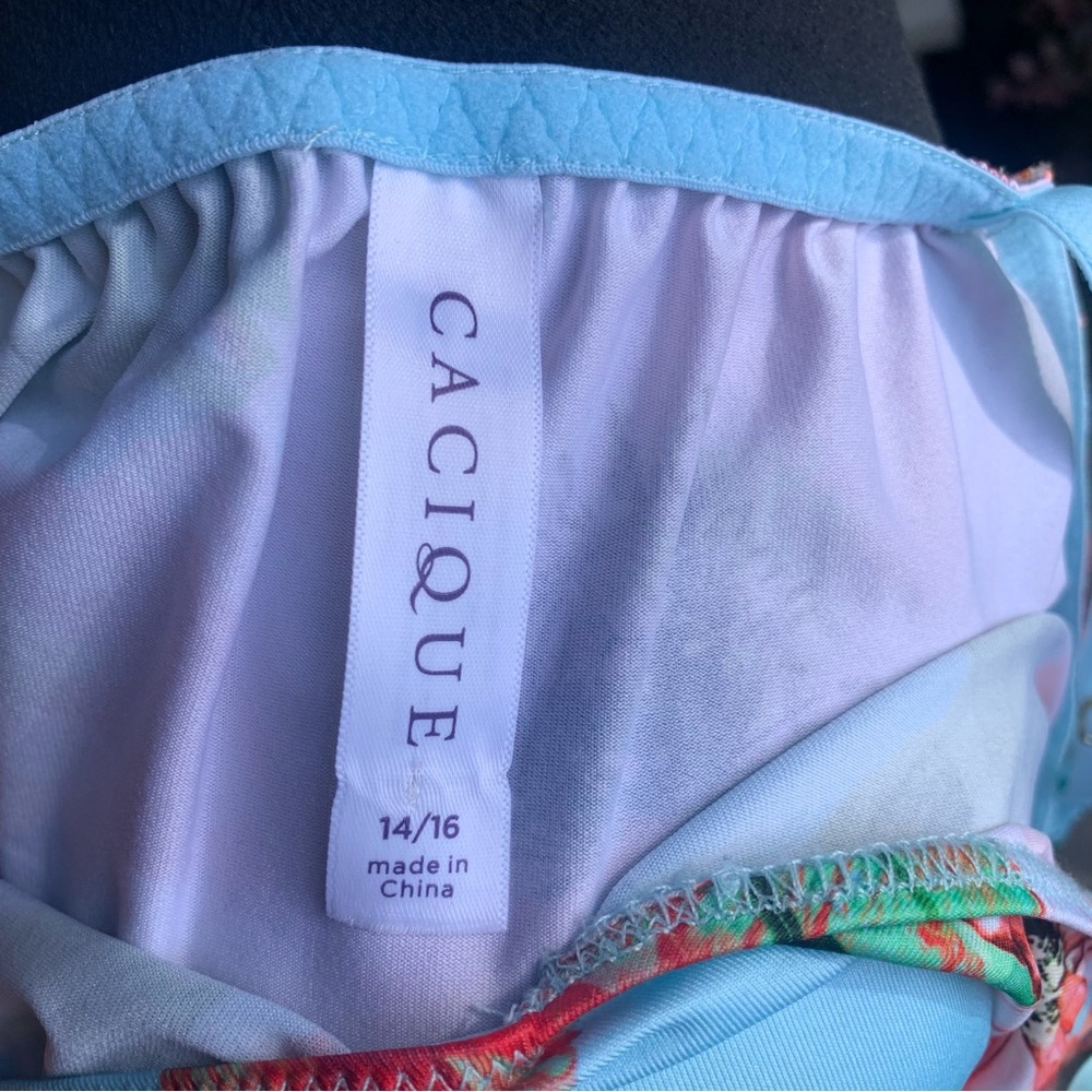 Cottagecore Coquette Baby Blue Floral Camisole with Lace Panels - Picture 6 of 7